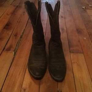 Women’s cowboy boots